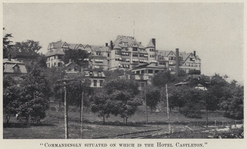 "Befalende beliggenhet hvor Hotel Castleton ligger" (s/hvitt-bilde) av American Photographer