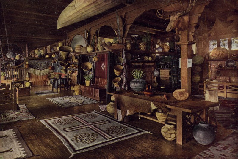 Interior Indian Building, Albuquerque, New Mexico (farget bilde) av American Photographer