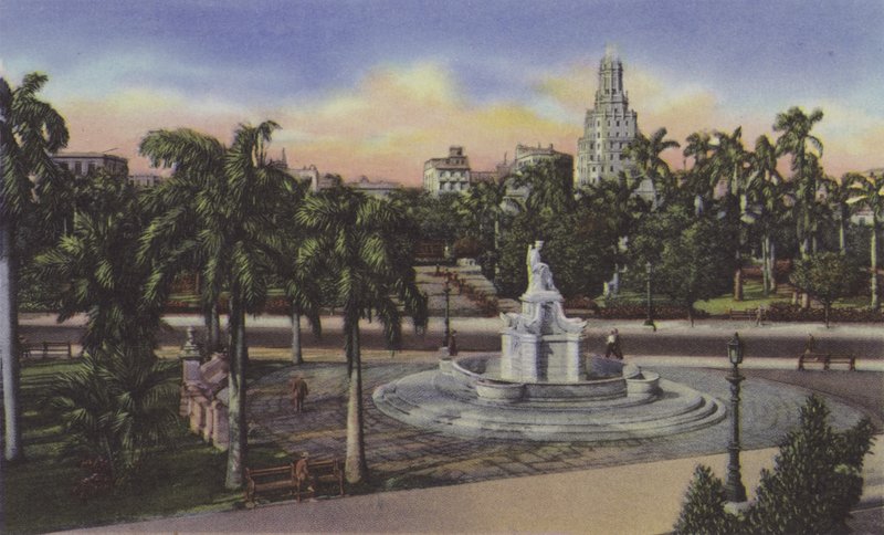 Fraternity Park, India Statue, Fraternity Park, India Statue (farget bilde) av American Photographer
