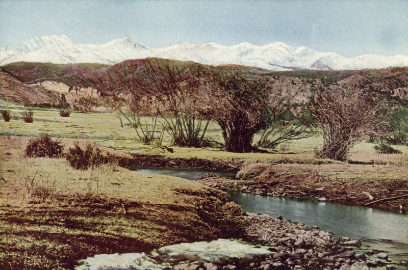 The Snowy Range, nær Trinidad, Colorado (farget bilde) av American Photographer