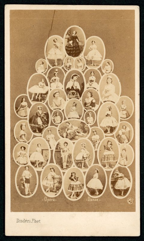 Ballettdansere fra Paris Opera (s/hvitt bilde) av Andre Adolphe Eugene Disderi
