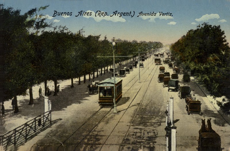 Avenida Vertiz, Buenos Aires, Argentina (farget bilde) av Argentinian Photographer