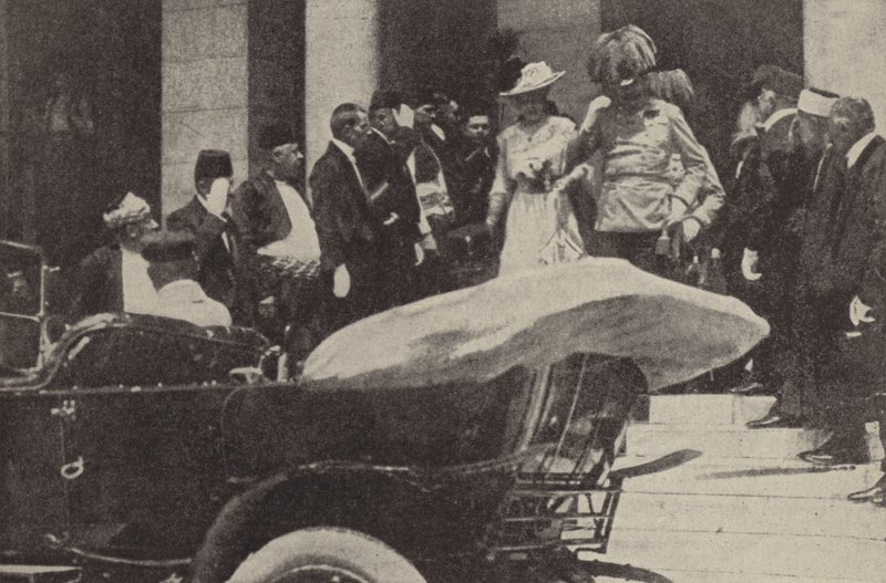Erkehertug Franz Ferdinand og erkehertuginne Sophie av Østerrike i Sarajevo kort tid før attentatet deres, 1914 av Austrian Photographer
