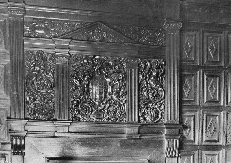 Skorsteinsstykke, Boynton-rommet, dato 1575 av Charles Latham