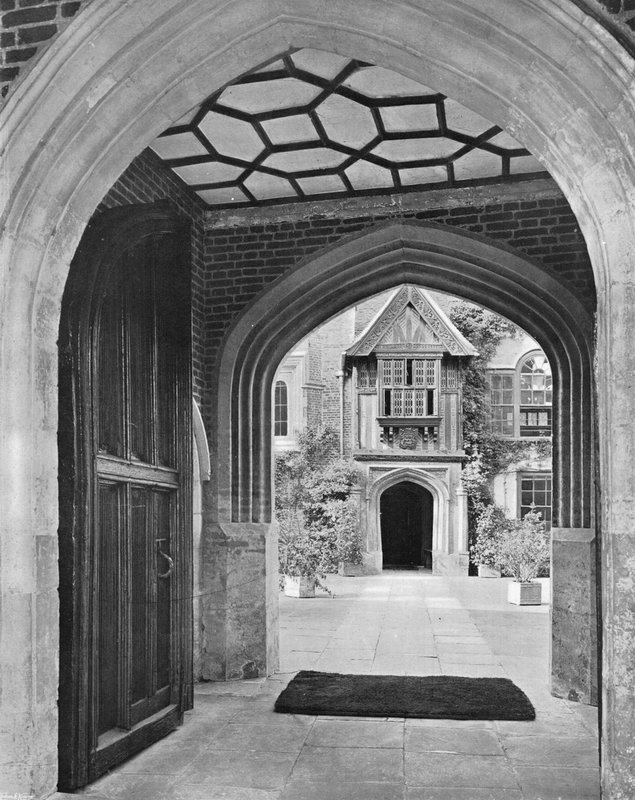 Giffords Hall av Charles Latham