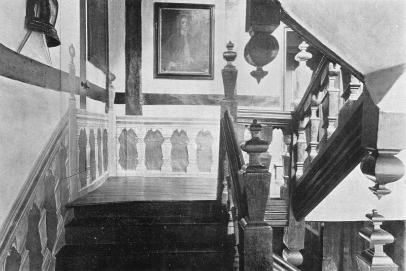På trappen av Charles Latham