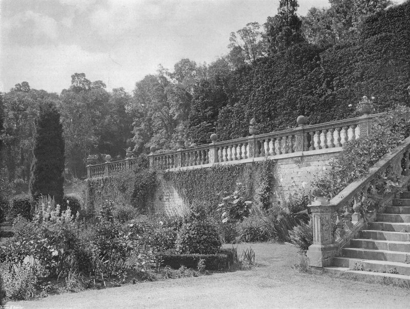 Halvparten av vestlig terrasse av Charles Latham