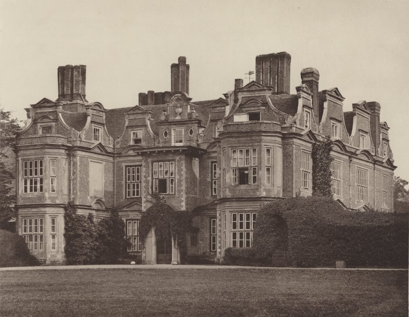 Swateley Hall, Uxbridge, inngangsfronten av Charles Latham