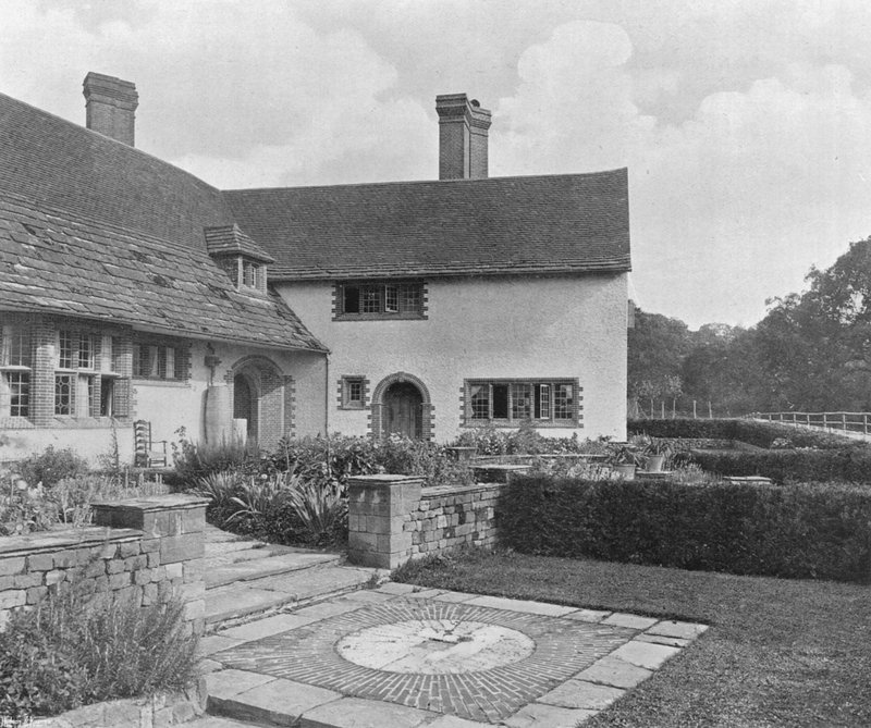 The Garden Court fra Vesten (s/hvitt bilde) av Charles Latham
