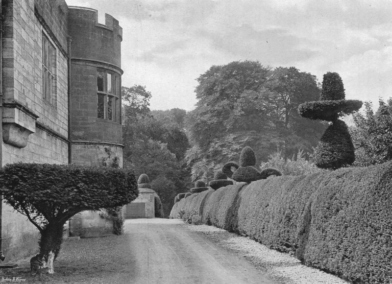 The Haunted Walk av Charles Latham