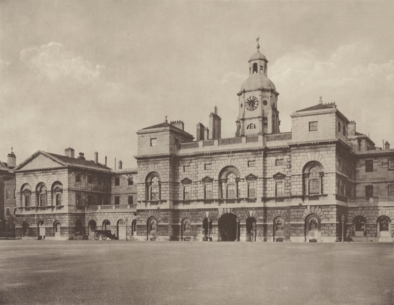 Hestevaktene, Whitehall, vestfronten av Charles Latham