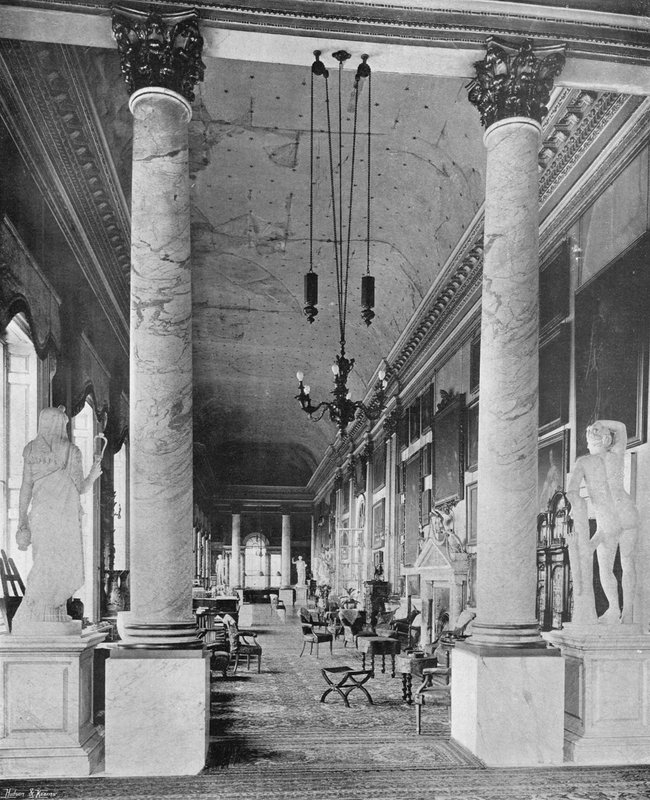 Det lange galleriet av Charles Latham