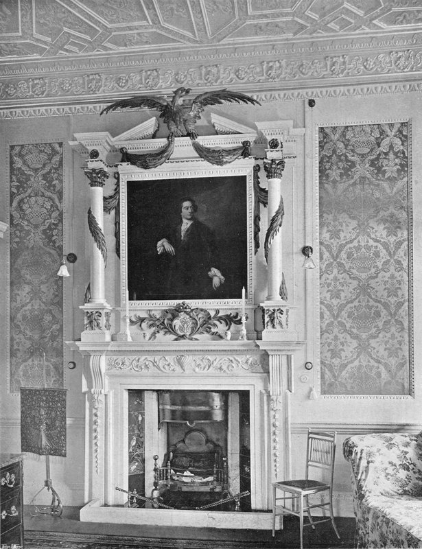 Marmorskorsteinsstykket i "Redlynch-rommet" (s/hvitt-bilde) av Charles Latham