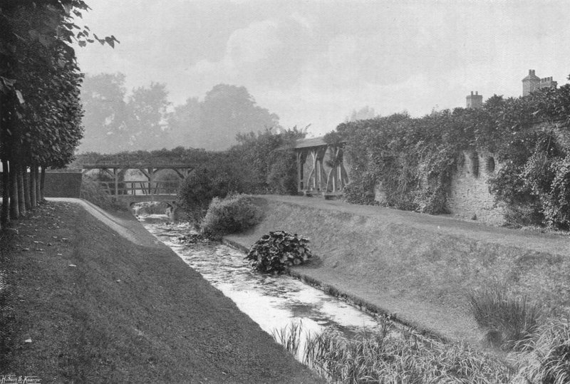 The Moat av Charles Latham
