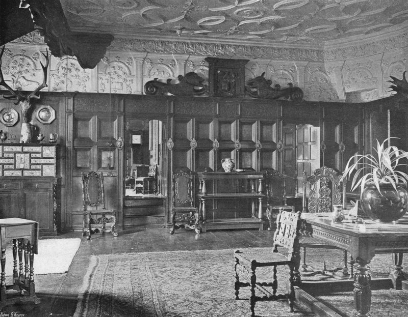 Skjermen i hallen, North-East End av Charles Latham