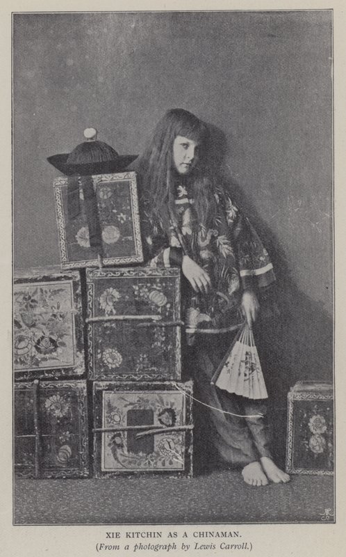 Xie Kitchin som kineser (s/hvitt bilde) av Charles Lutwidge Dodgson