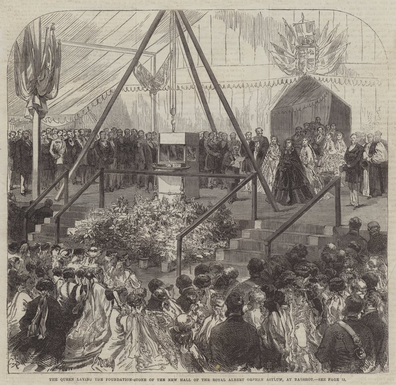 Dronningen legger grunnsteinen til den nye hallen til Royal Albert Orphan Asylum, ved Bagshot av Sir John Charles Robinson