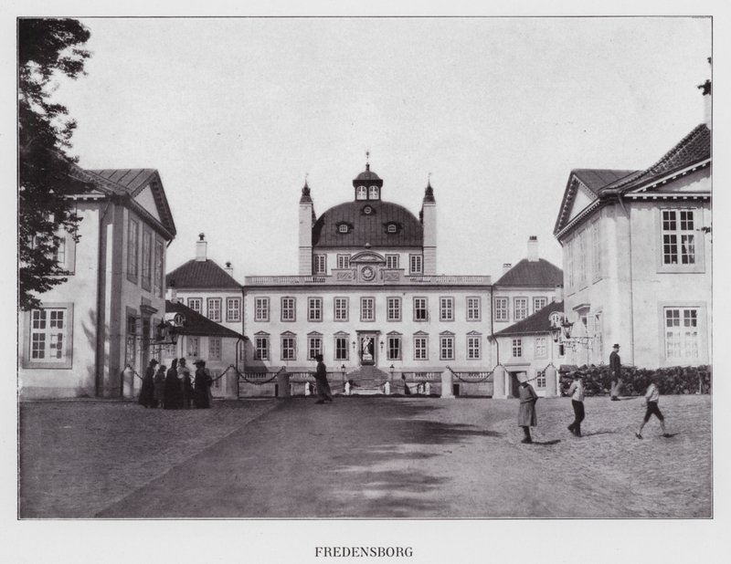 Kjobenhavn / København: Fredensborg (s/hv foto) av Danish Photographer