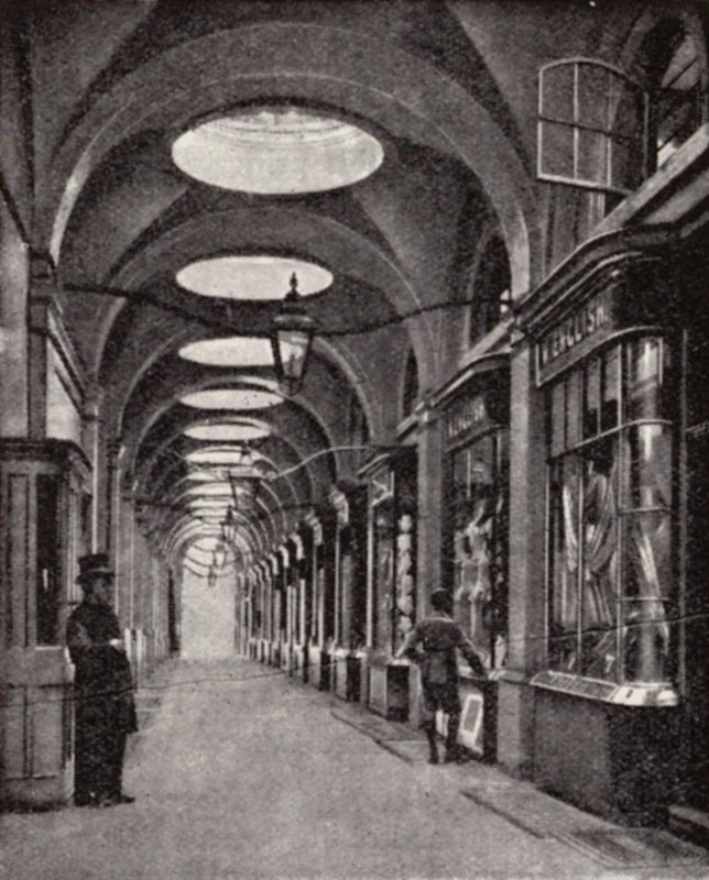 Royal Opera Arcade, Pall Mall, London (s/hvitt bilde) av Donald McLeish