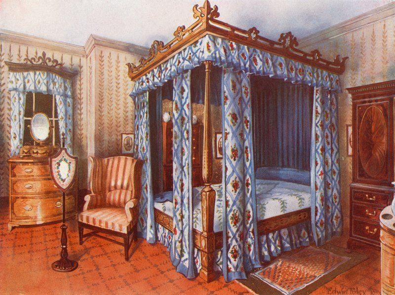 Et Hepplewhite soverom. Chintz-gardininnlagt satengseng. Innlagt satinwood dressing kiste og mahogni garderobe av Edwin John Foley