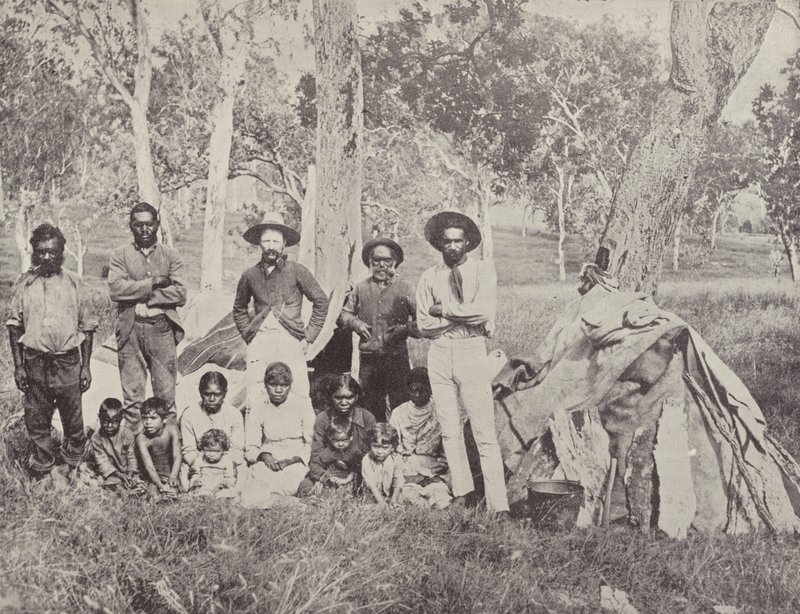 Aboriginal leir av English Photographer
