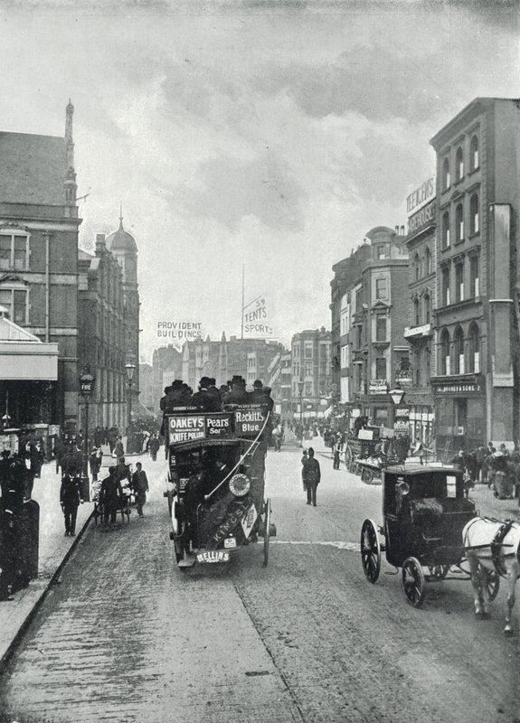 Bishopsgate Street (uten), ser østover fra nær Liverpool Street (s/hvitt-bilde) av English Photographer