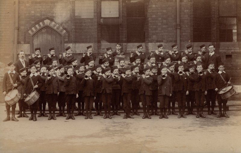 Boys' Brigade Band, antagelig (s/h-bilde) av English Photographer