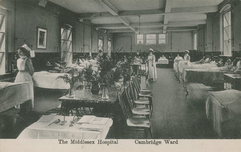 Cambridge Ward, Middlesex Hospital, London. Postkort sendt 16. august 1913. av English Photographer