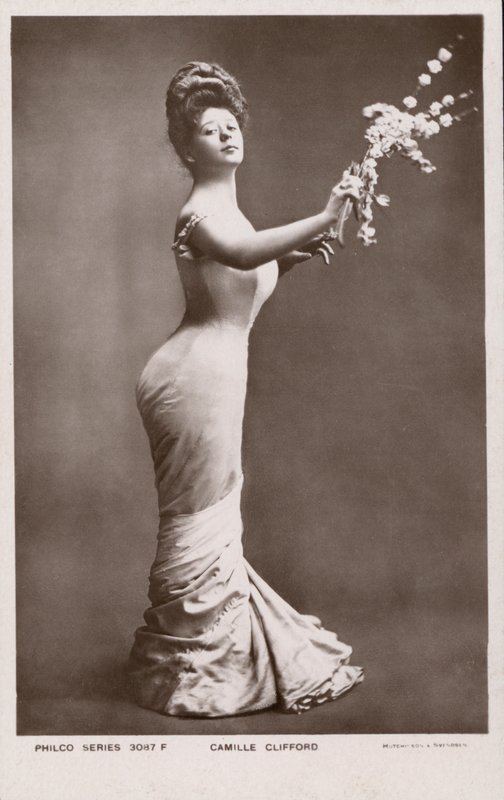Camille Clifford, den originale Gibson Girl (s/hv-bilde) av English Photographer