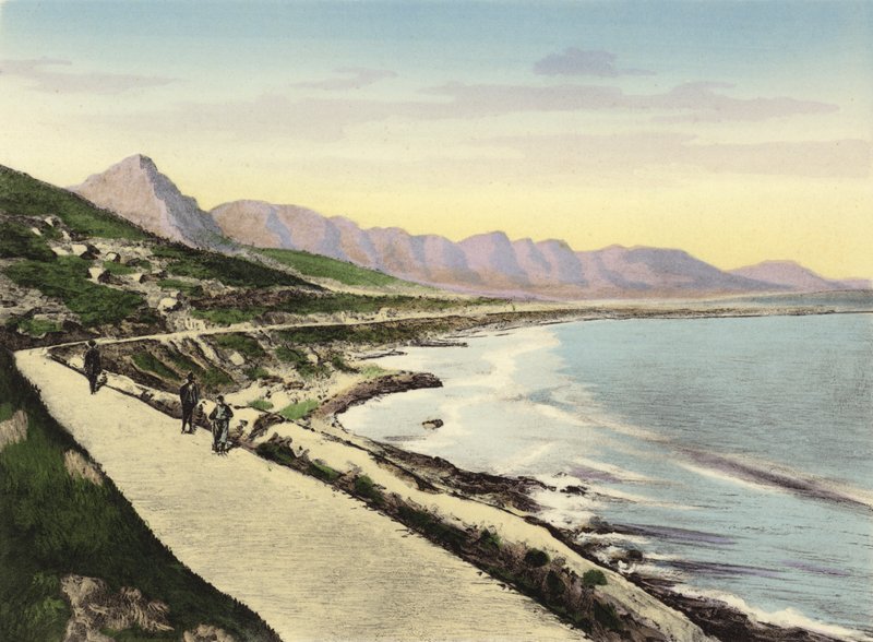 Cape Town: Victoria Road og de tolv apostlene (bilde) av English Photographer