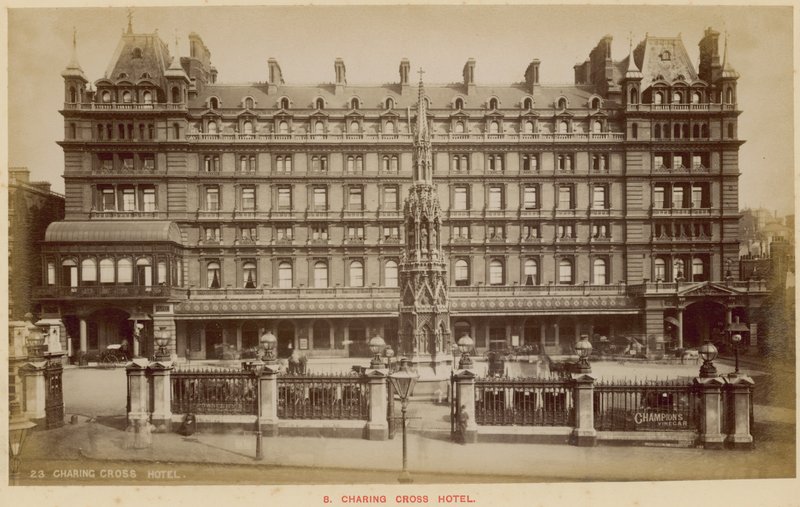 Charing Cross Hotel, London av English Photographer