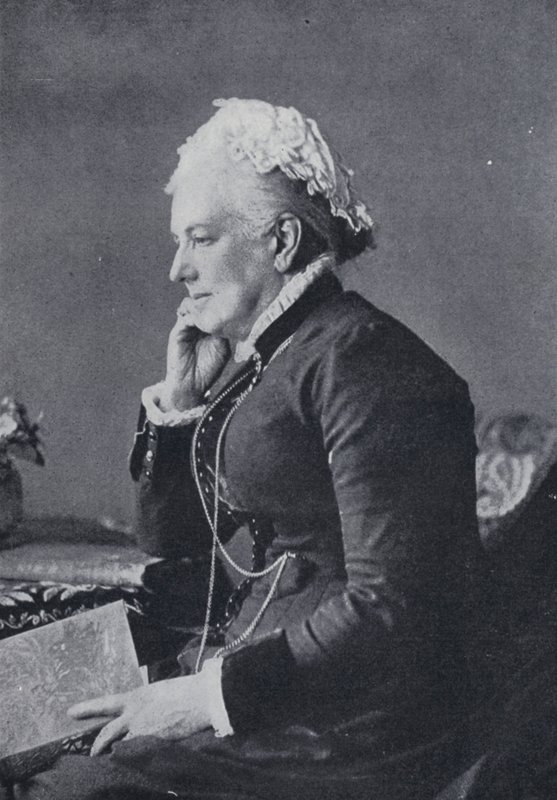 Charlotte Mary Yonge (s/hvitt bilde) av English Photographer