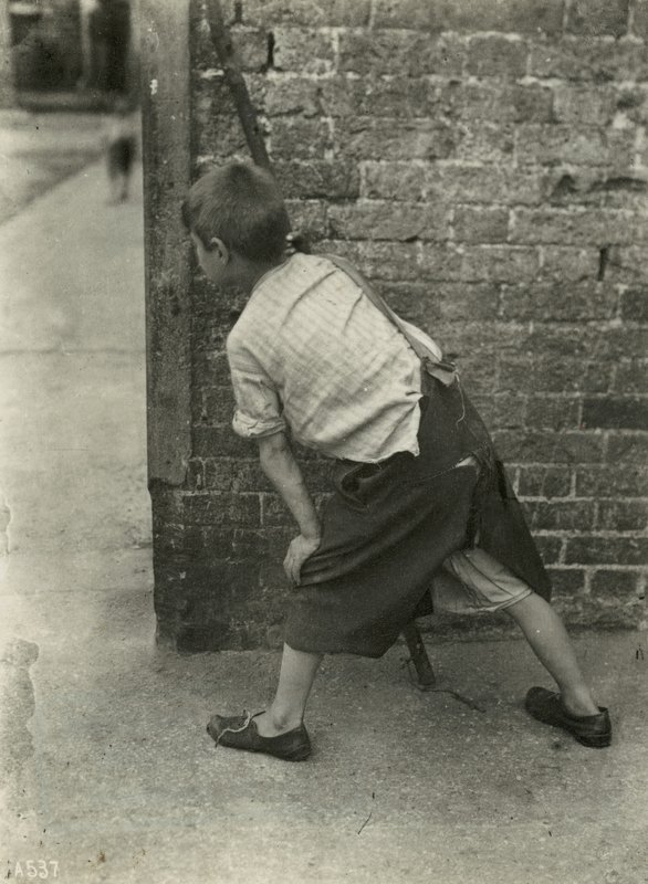 Barnefattigdom, London av English Photographer