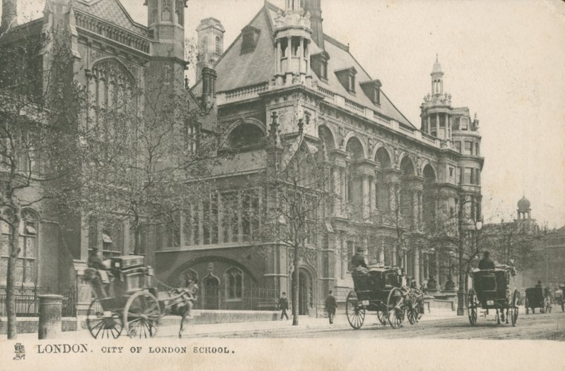 City of London School, London av English Photographer