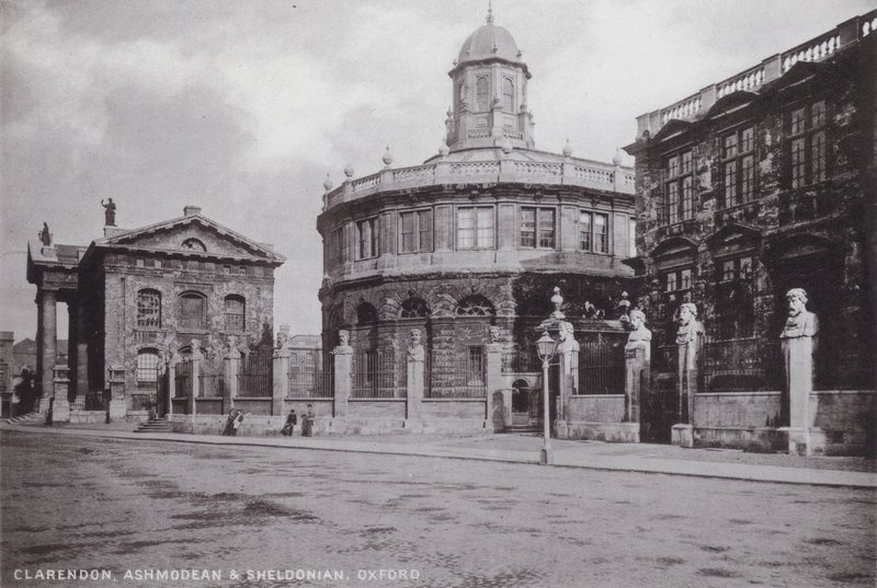 Clarendon, Ashmodean og Sheldonian, Oxford av English Photographer