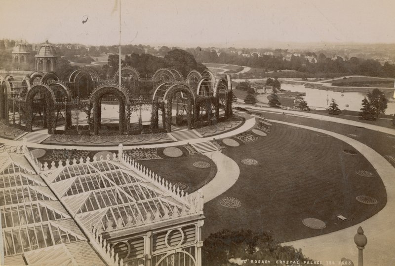 Crystal Palace, Sydenham, London av English Photographer