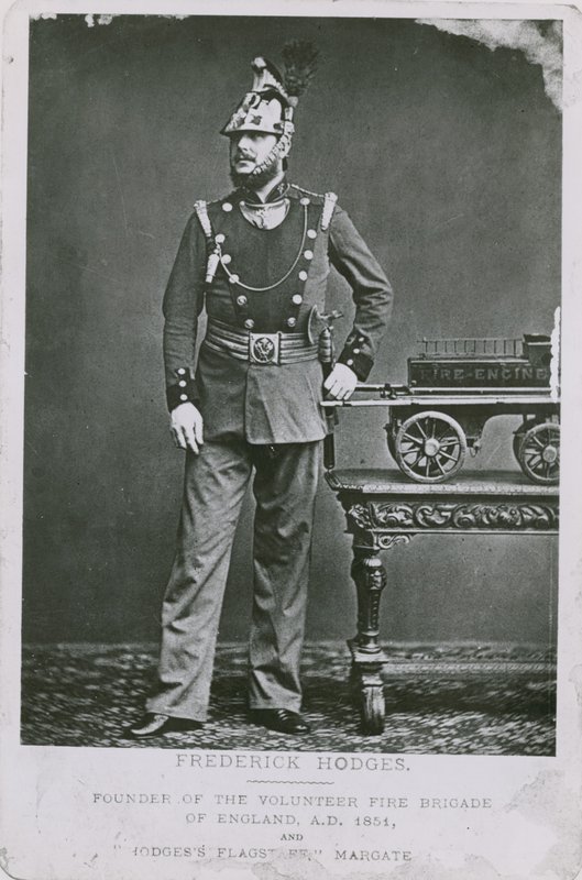 Frederick Hodges, grunnlegger av Volunteer Fire Brigade of England av English Photographer