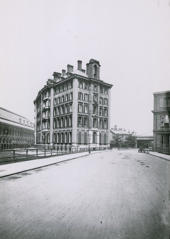 GNR Hotel, Kings Cross, London av English Photographer