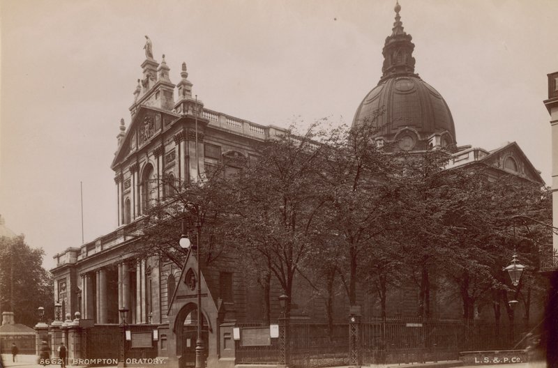 Generell oversikt over Brompton Oratory av English Photographer