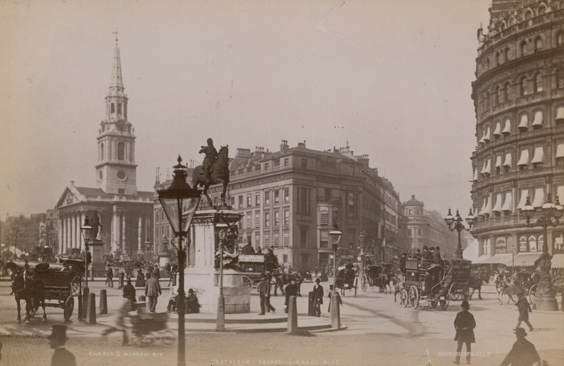 Generell utsikt over Charing Cross av English Photographer