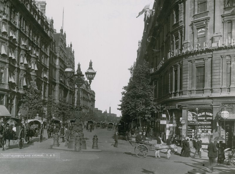 Generell utsikt over Northumberland Avenue av English Photographer