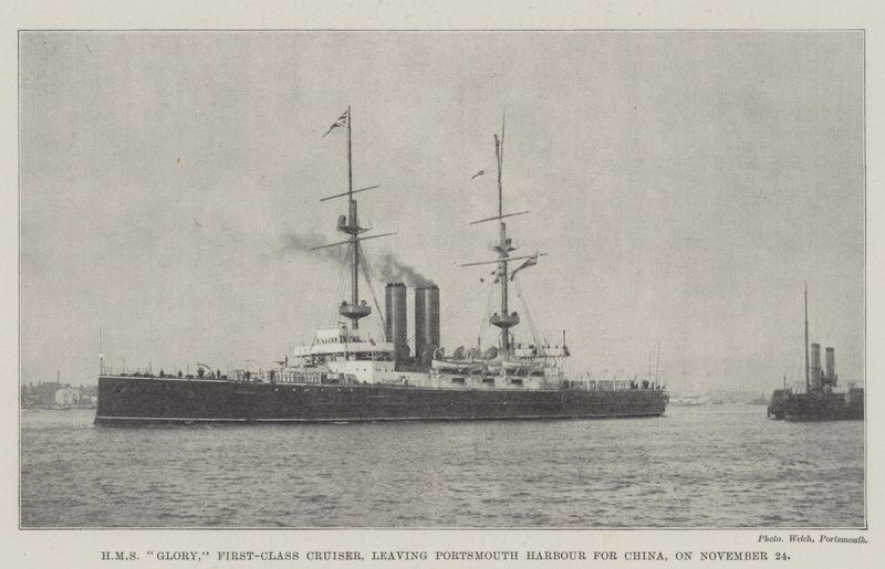 HMS Glory, førsteklasses cruiser, forlater Portsmouth havn til Kina 24. november av English Photographer
