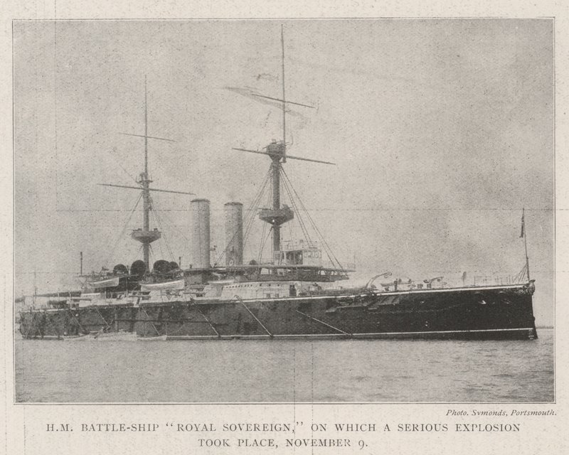 HM Battle-Ship Royal Sovereign, som en alvorlig eksplosjon fant sted på, 9. november av English Photographer
