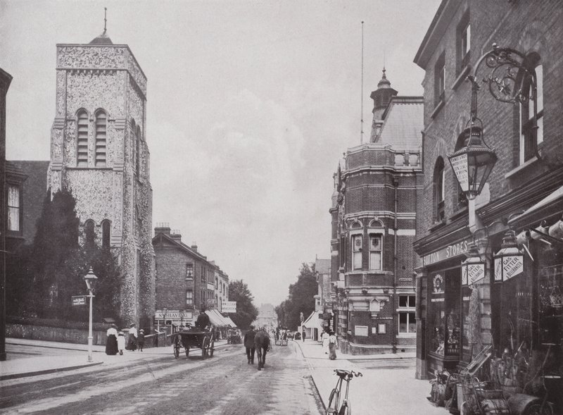 High Street, Sutton av English Photographer