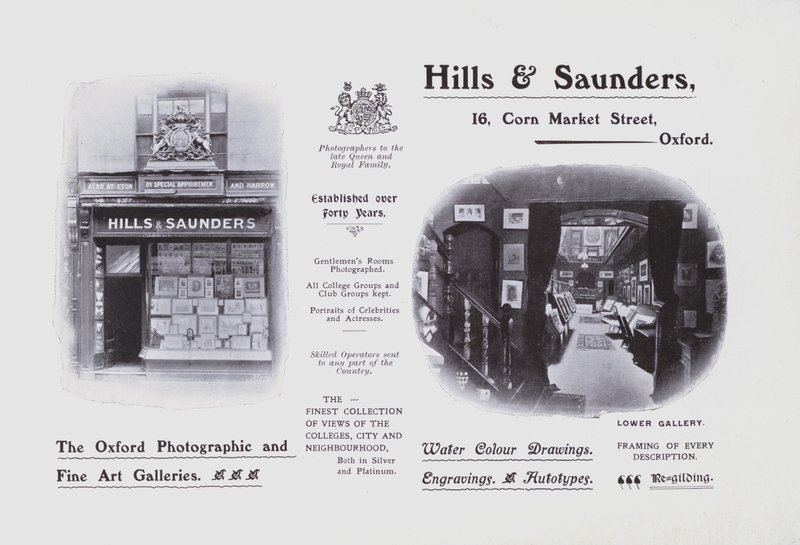 Hills and Saunders (s/hvitt bilde) av English Photographer