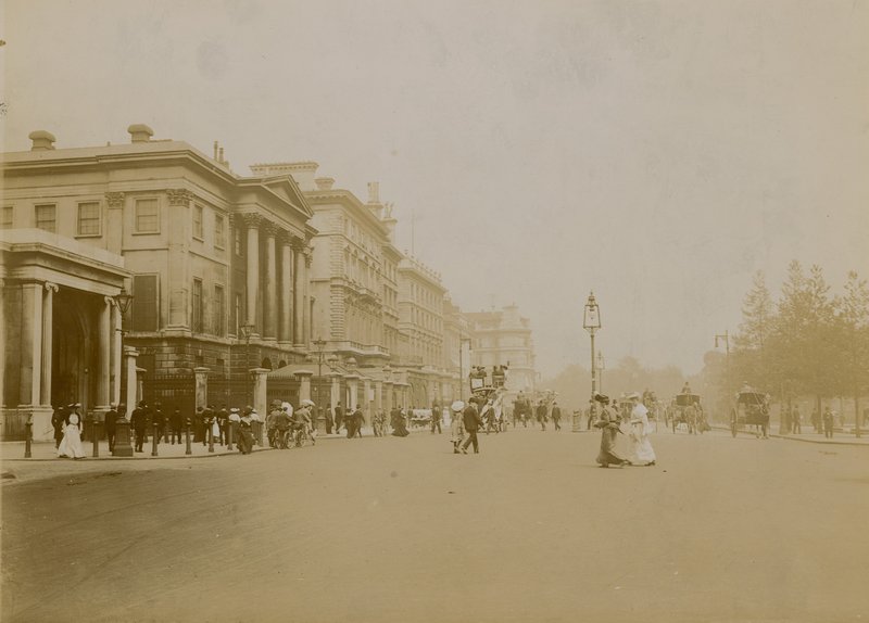 Hyde Park Corner og Piccadilly, London av English Photographer