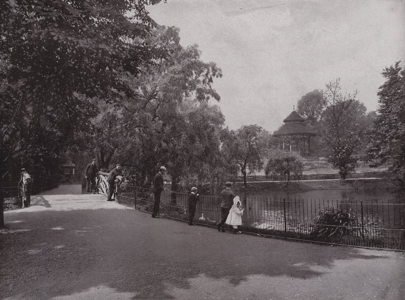 I Waterlow Park, Highgate av English Photographer