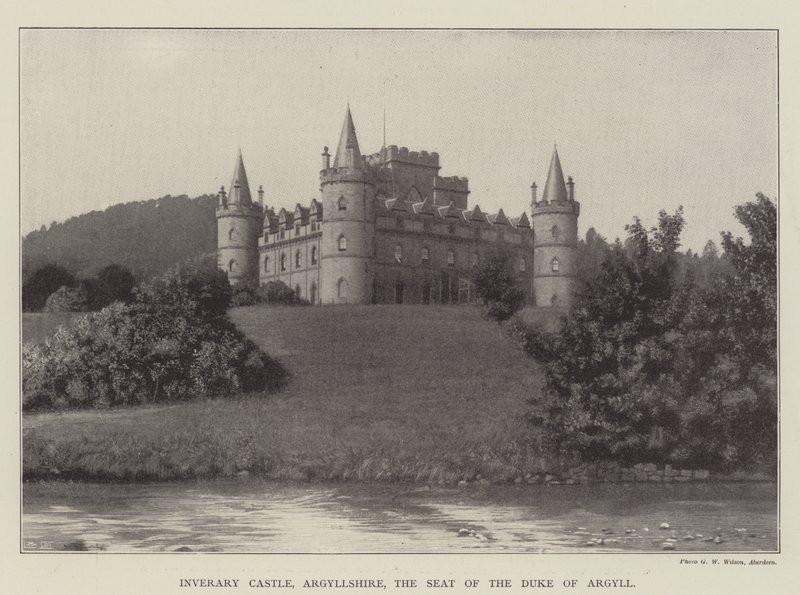 Inverary Castle, Argyllshire, setet til hertugen av Argyll av English Photographer