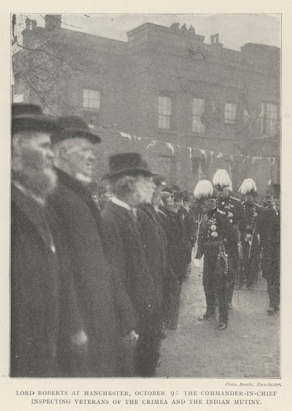 Lord Roberts i Manchester, 9. oktober, den øverstkommanderende inspiserer veteraner på Krim og det indiske mytteriet av English Photographer
