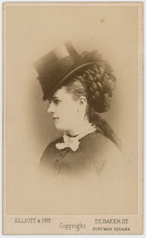 Mabel Gray av English Photographer